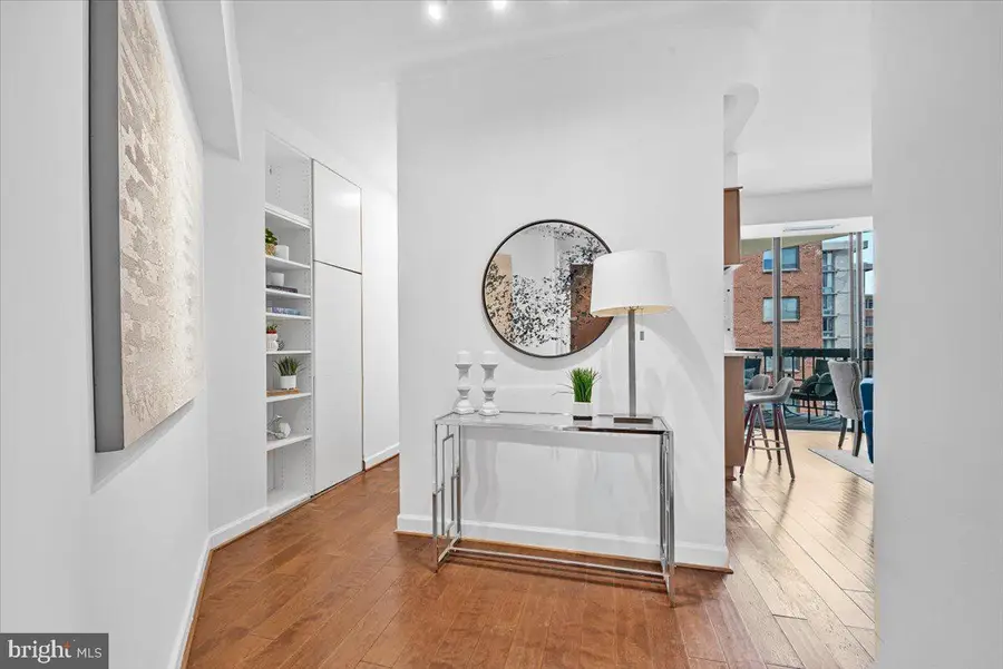 955 26th St Nw #707, Washington, DC 20037 - #3