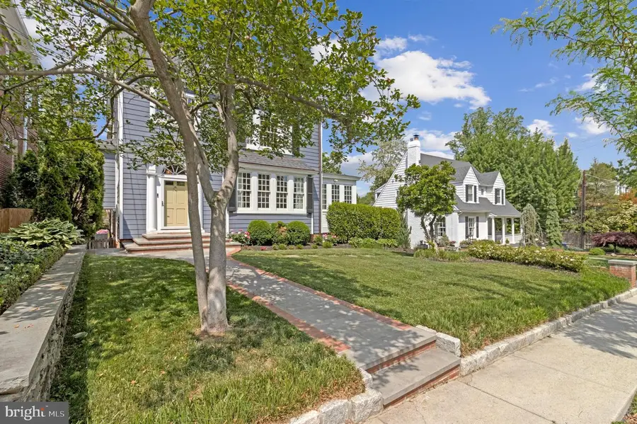 3711 Mckinley St Nw, Washington, DC 20015 - #3