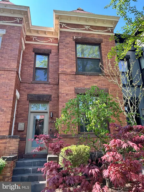 1518 Monroe St Nw, WASHINGTON, DC 20010