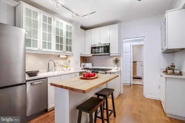 1 Scott Cir Nw #302, WASHINGTON, DC 20036