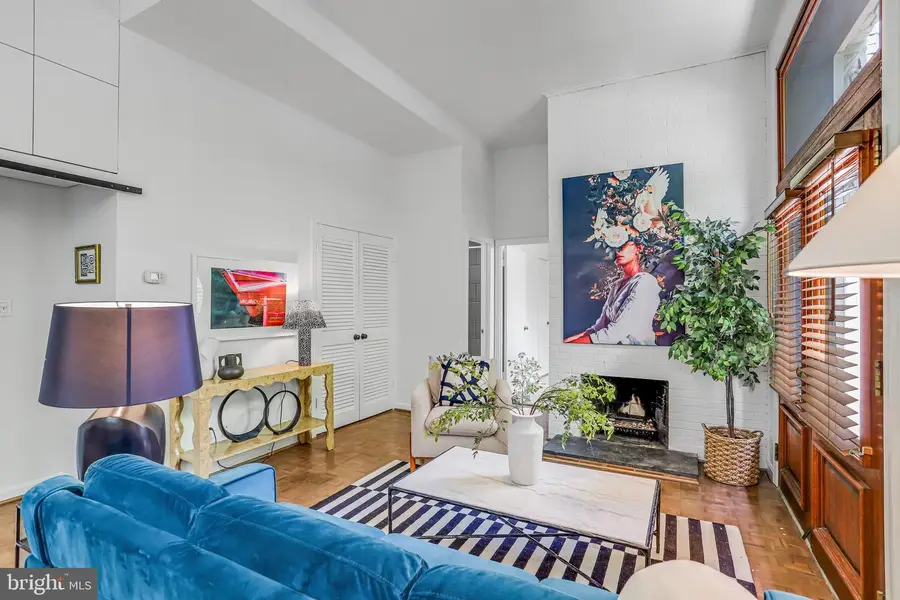 2001 16th St Nw #105, Washington, DC 20009 - #2