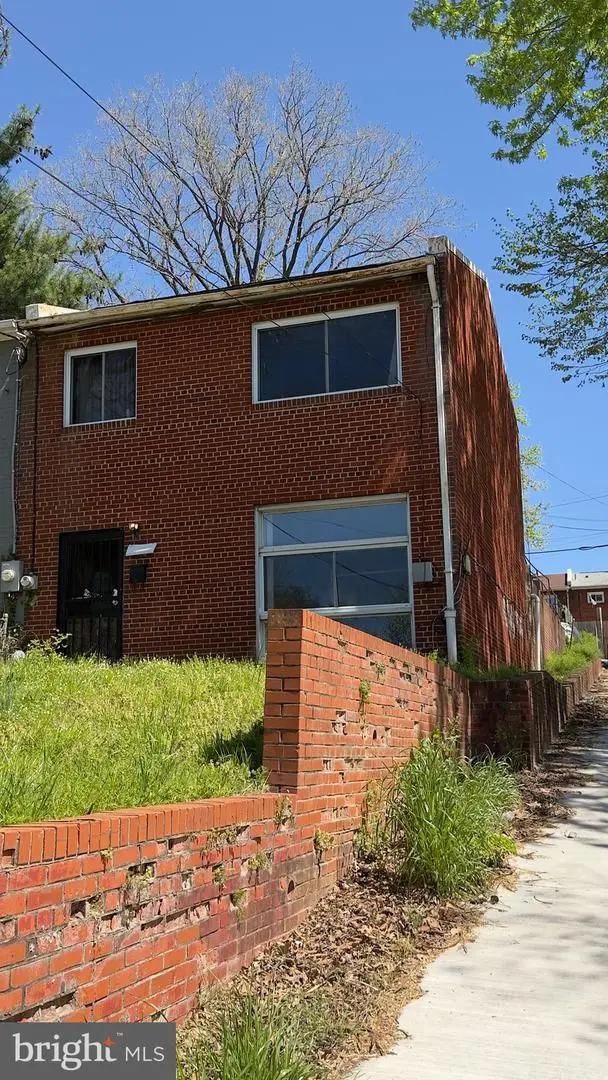 2215 14th St Ne, Washington, DC 20018 - #1