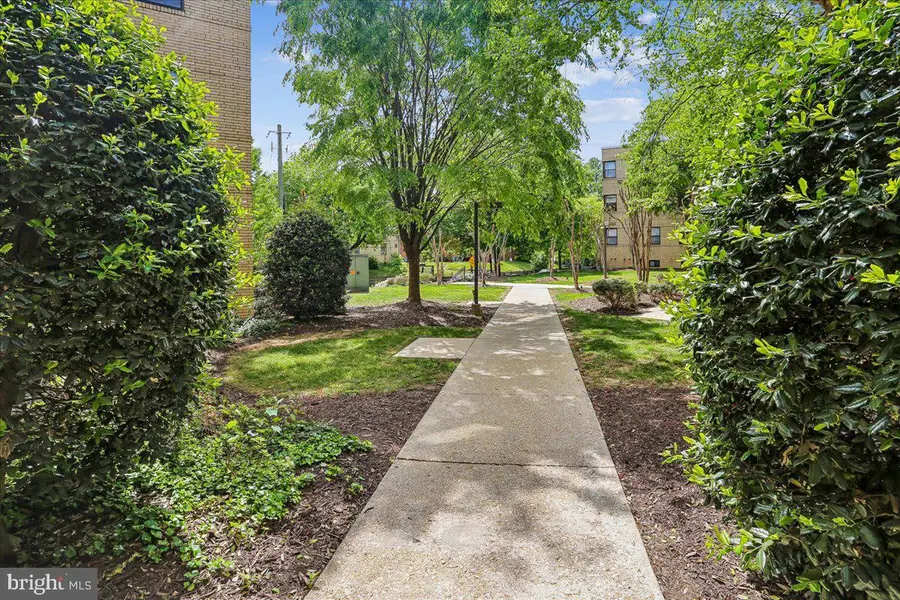 212-212 Oakwood St Se #113, Washington, DC 20032 - #2