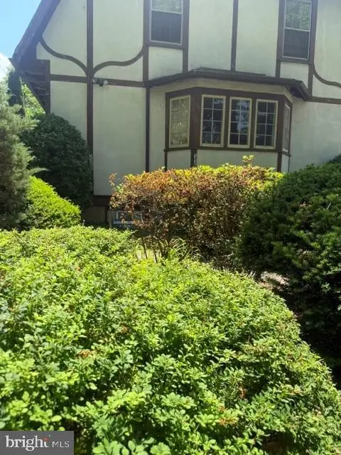 3360 Tennyson St Nw, Washington, DC 20015 - #1