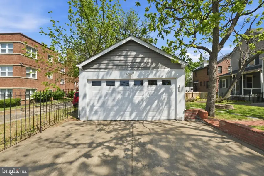 3337 5th St Se, Washington, DC 20032 - #2