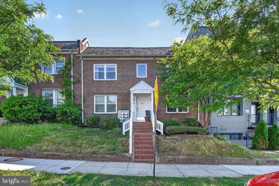 1227 Meigs Pl Ne #c, Washington, DC 20002 - #2