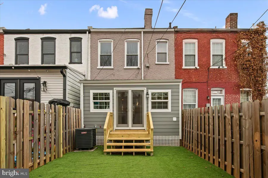 325 14th Pl Ne, Washington, DC 20002 - #2