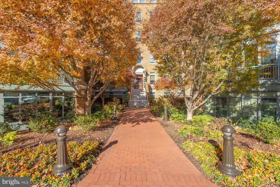 2425 L St Nw #324, Washington, DC 20037 - #2