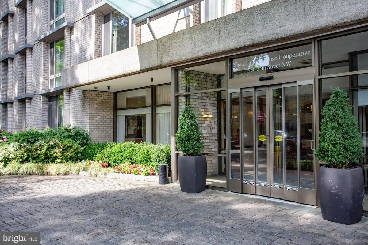 950 Nw 25th St Nw, Washington, DC 20037 - #1