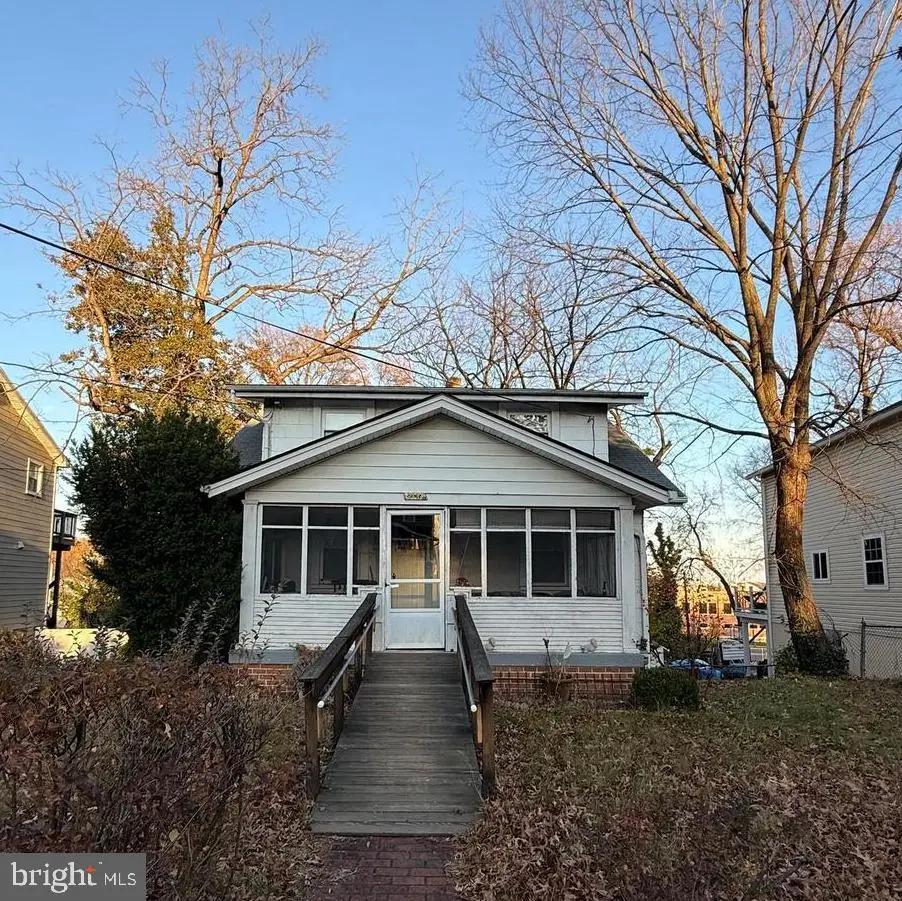 2137 30th St Ne, Washington, DC 20018 - #1