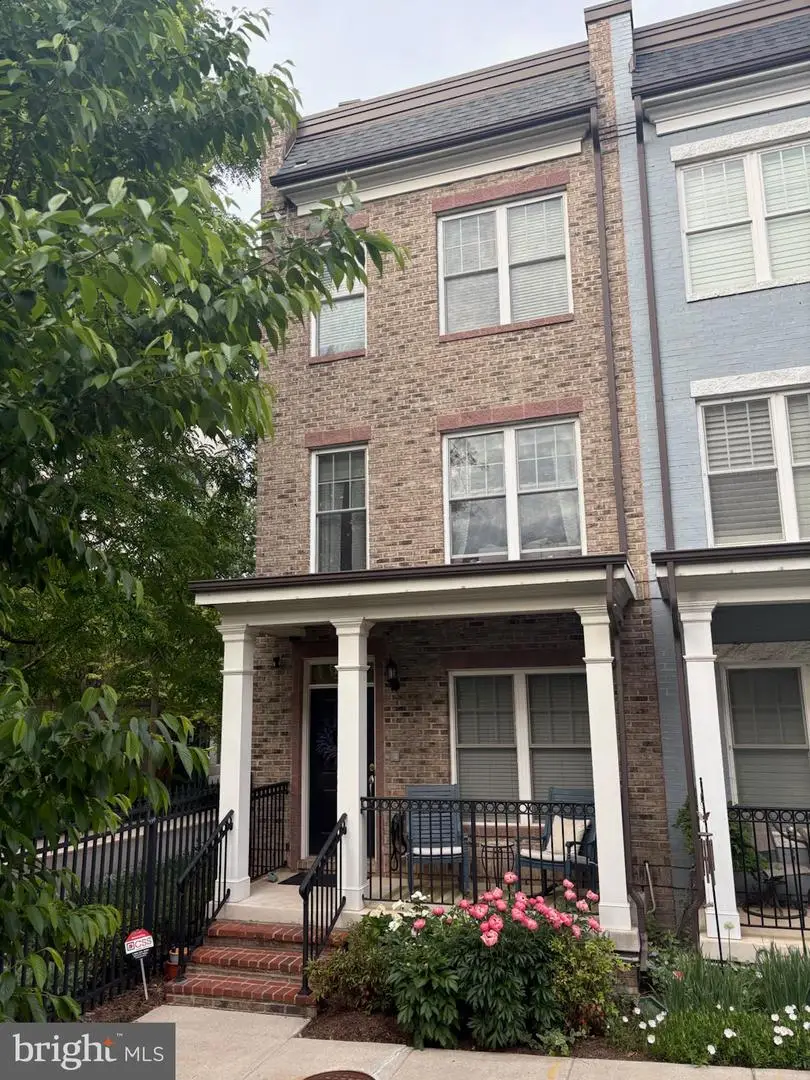 512 Regent Pl Ne, Washington, DC 20017 - #1