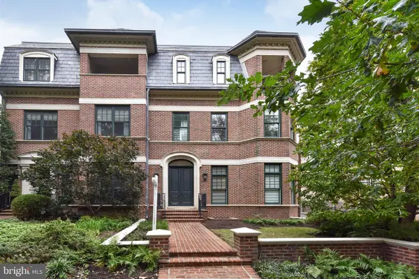 2733 Cathedral Ave Nw, WASHINGTON, DC 20008