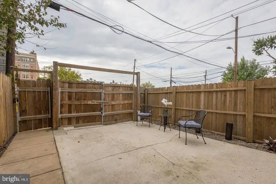 916 Shepherd St Nw, Washington, DC 20011 - #2