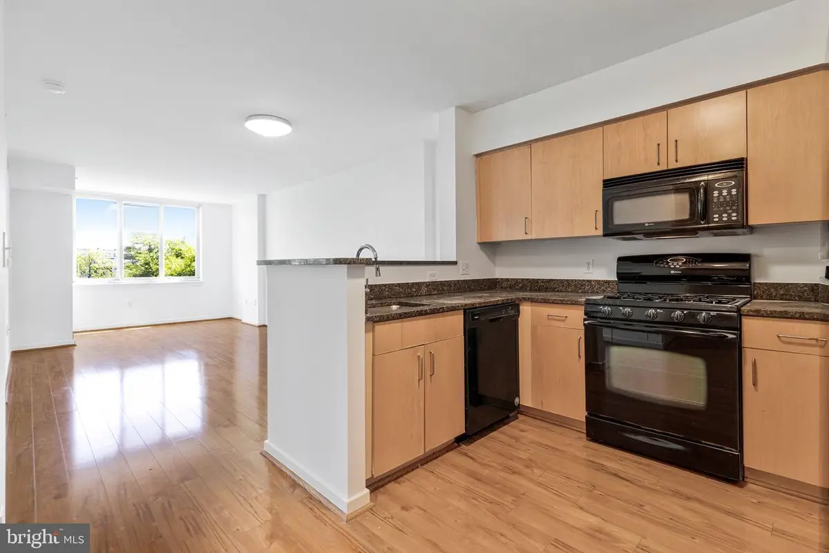 1000 New Jersey Ave Se #321, Washington, DC 20003 - #1