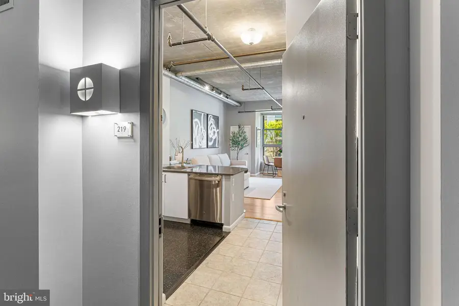 1300 N N Street St Nw #219, Washington, DC 20005 - #2