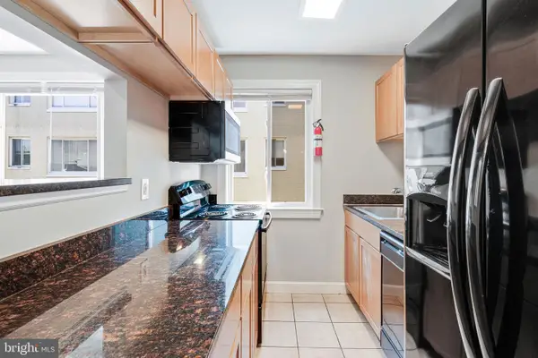 717 Brandywine St Se #202, WASHINGTON, DC 20032