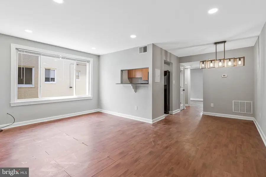 717 Brandywine St Se #202, Washington, DC 20032 - #2