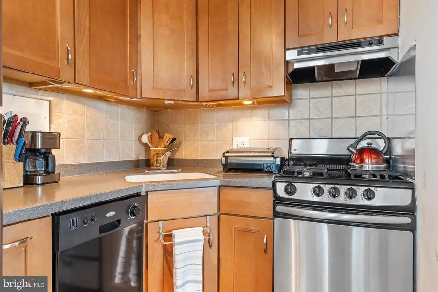 2800 Wisconsin Ave Nw #1002, Washington, DC 20007 - #3