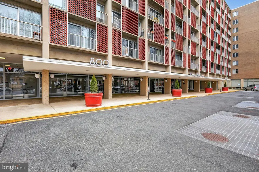 800 4th St Sw #s124, Washington, DC 20024 - #3