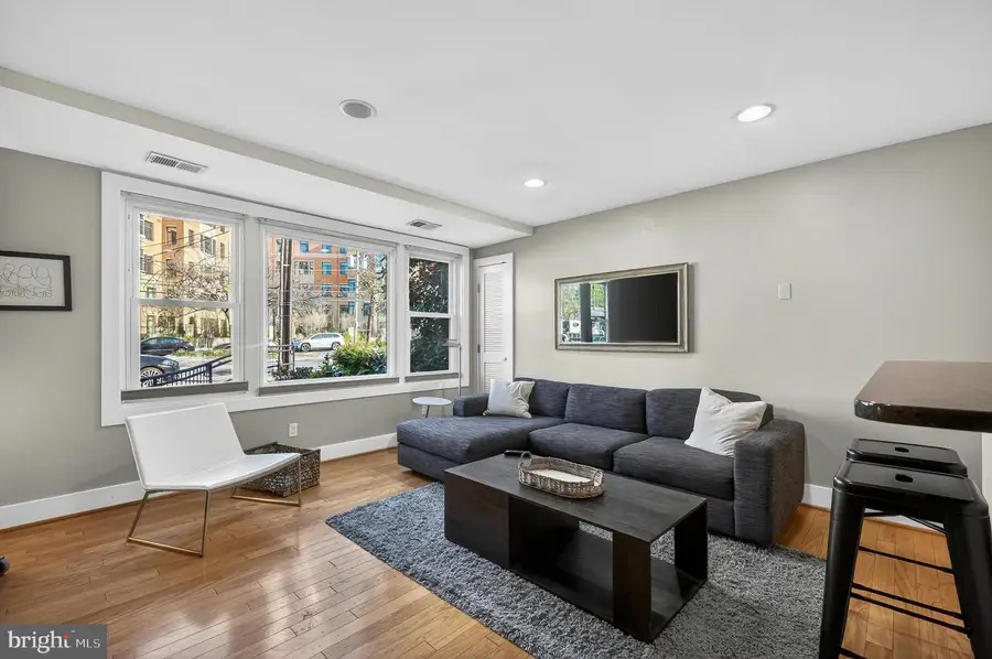 4840 Macarthur Blvd Nw #408, Washington, DC 20007 - #3