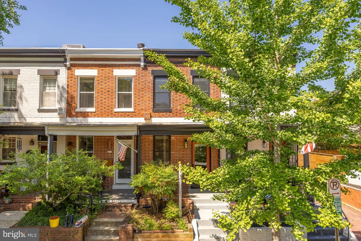 260 Warren St Ne, Washington, DC 20002 - #1