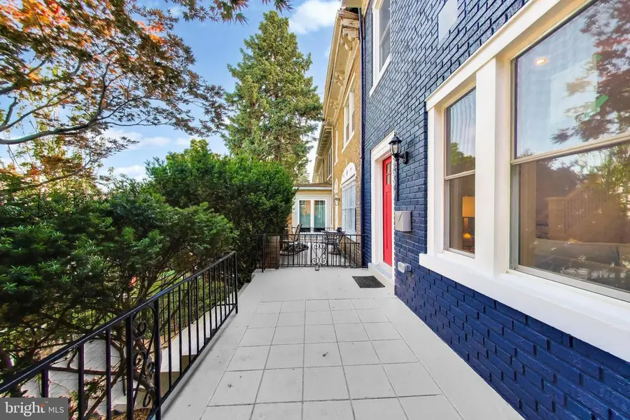 3527 Hertford Pl Nw, Washington, DC 20010 - #3