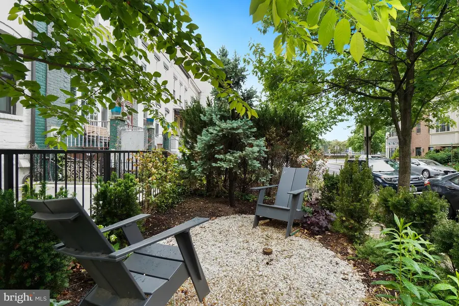 270 15th St Se #202, Washington, DC 20003 - #2