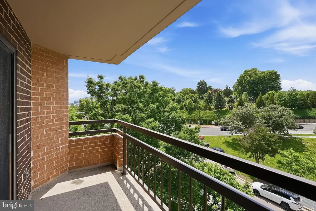 2111 Wisconsin Ave Nw #524, Washington, DC 20007 - #1