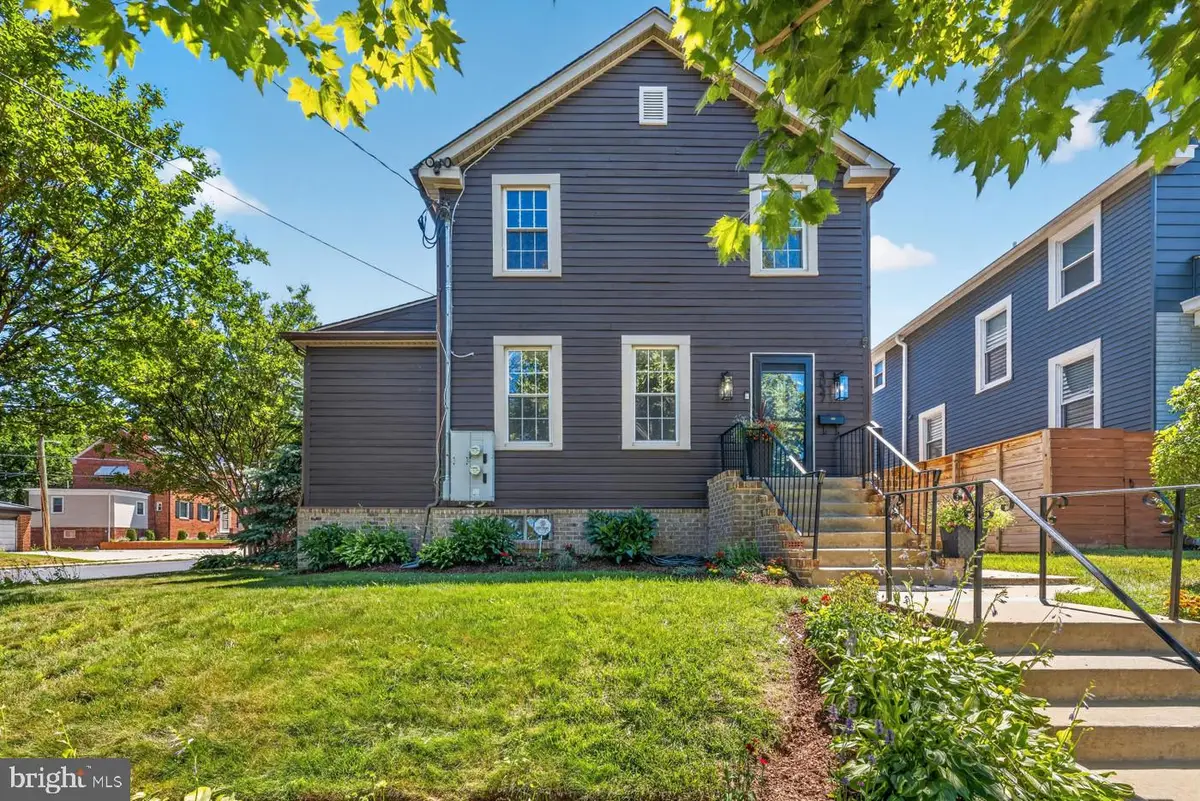 4037 22nd St Ne, Washington, DC 20018 - #1
