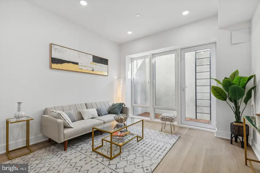705 Quincy St Ne #2c, Washington, DC 20017 - #3