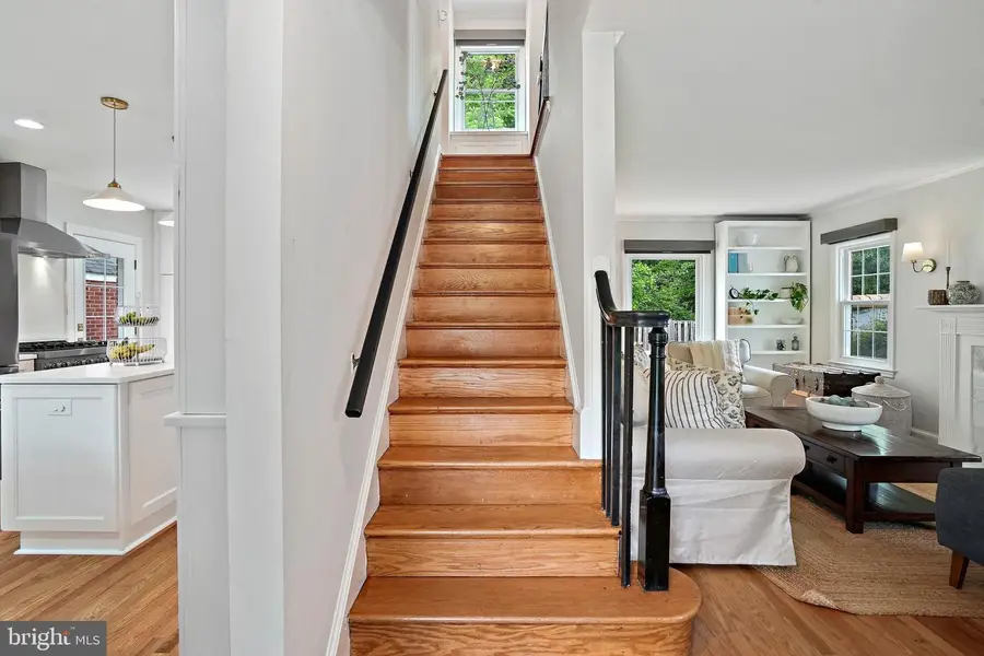 3305 Chestnut St Nw, Washington, DC 20015 - #3