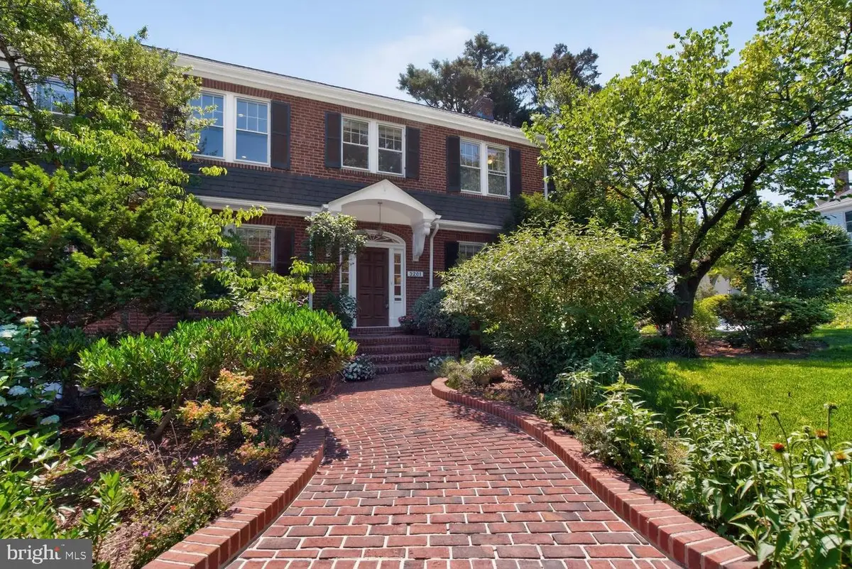 3201 Idaho Ave Nw, Washington, DC 20016 - #1