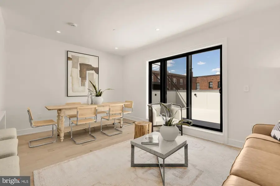 1463 Harvard St Nw #ph8, Washington, DC 20009 - #2