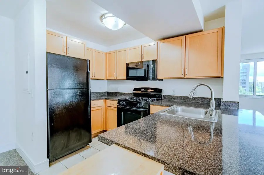 800 4th St Sw #s501, Washington, DC 20024 - #2