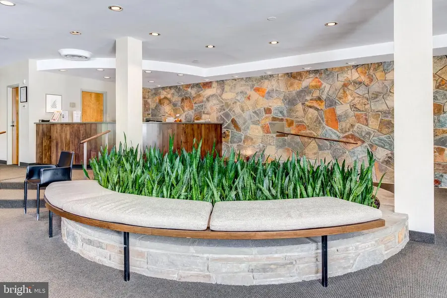4100 Cathedral Ave Nw #704, Washington, DC 20016 - #2