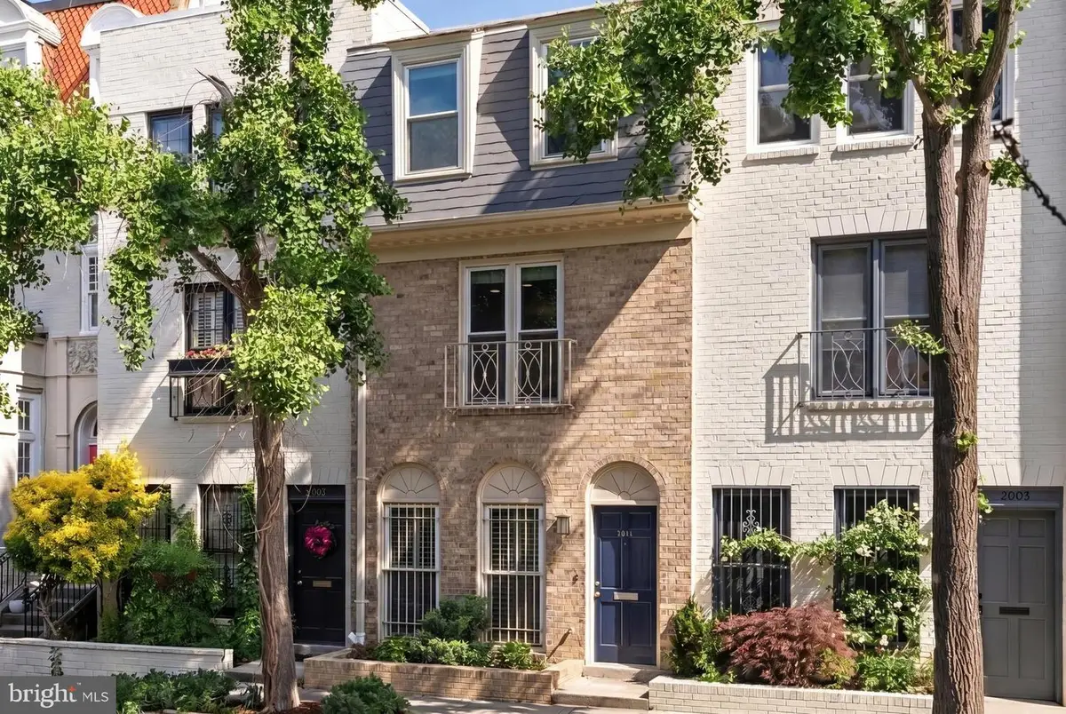 2011 Hillyer Pl Nw, Washington, DC 20009 - #1