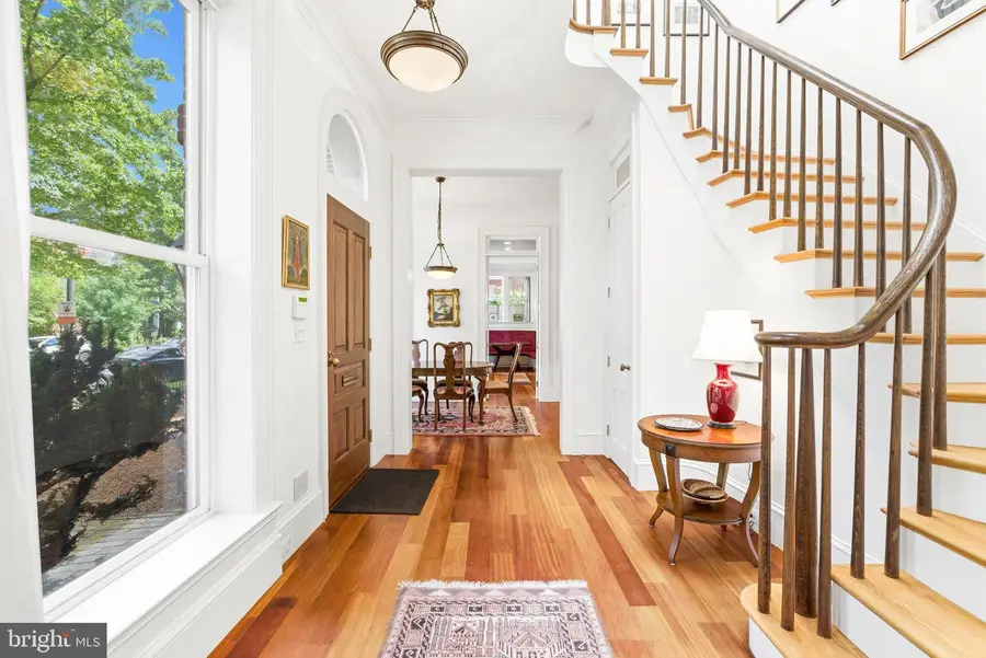 301 12th St Se, Washington, DC 20003 - #2