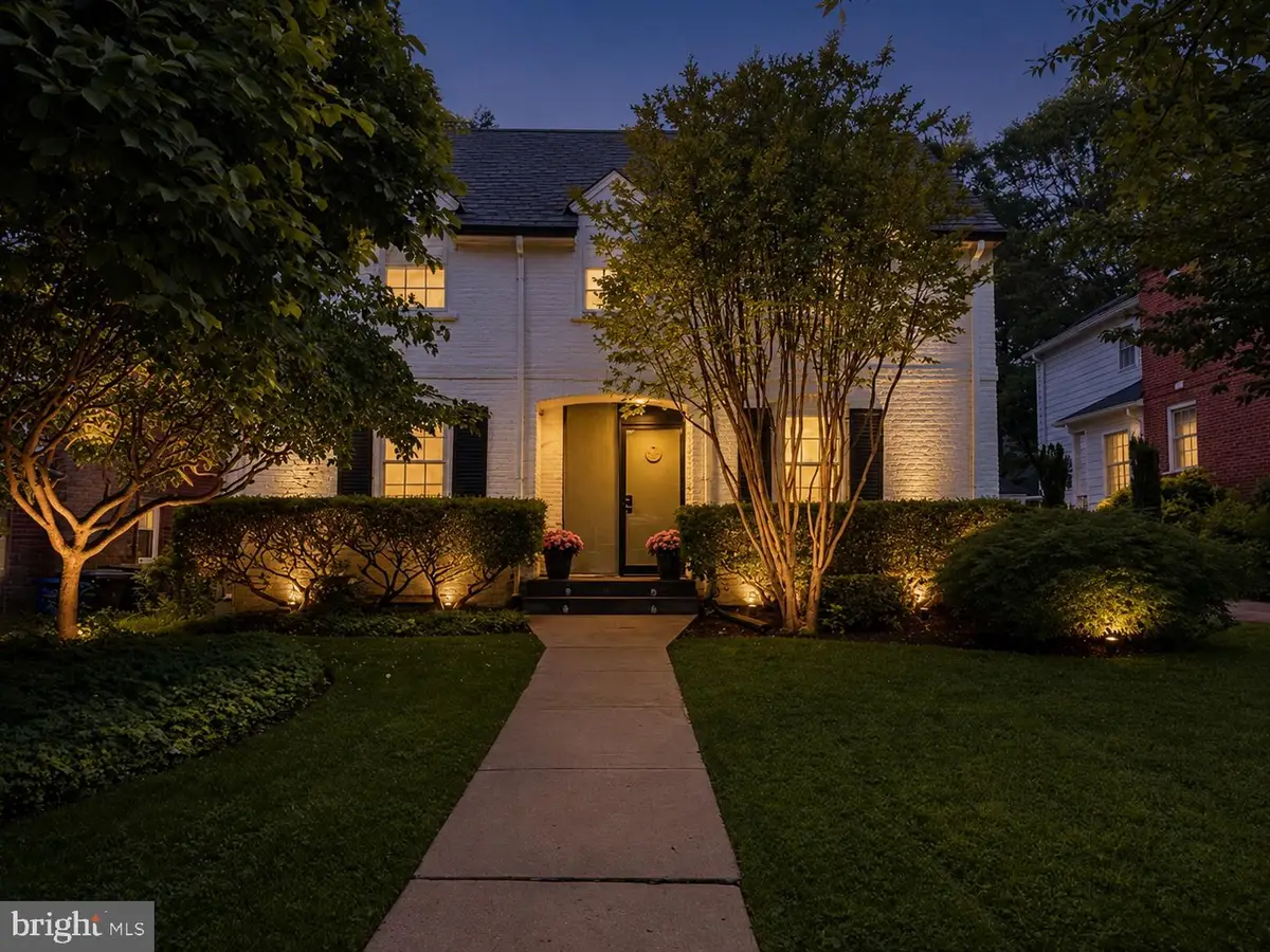 6404 31st Pl Nw, Washington, DC 20015 - #1