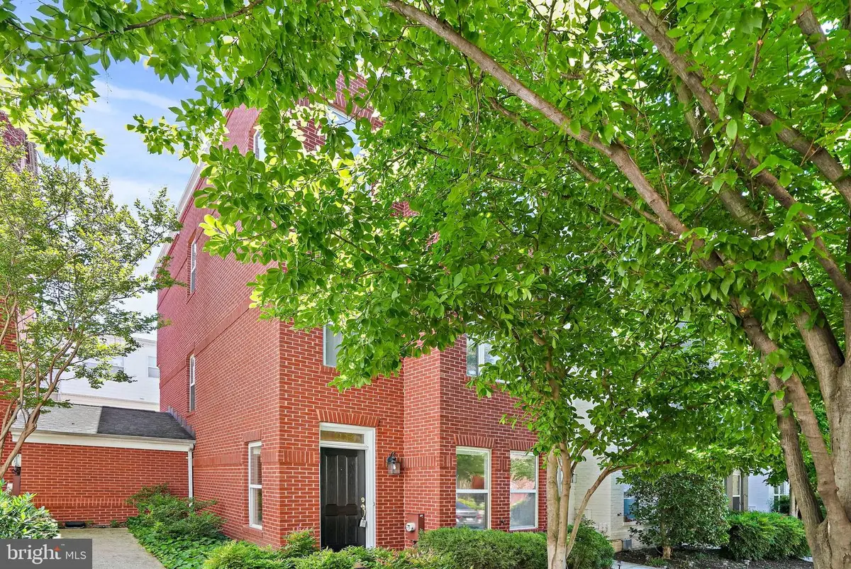 2123 12th Pl Nw, Washington, DC 20009 - #1