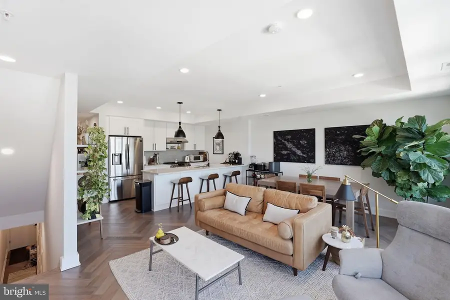 1369 Parkwood Pl Nw #3, Washington, DC 20010 - #2
