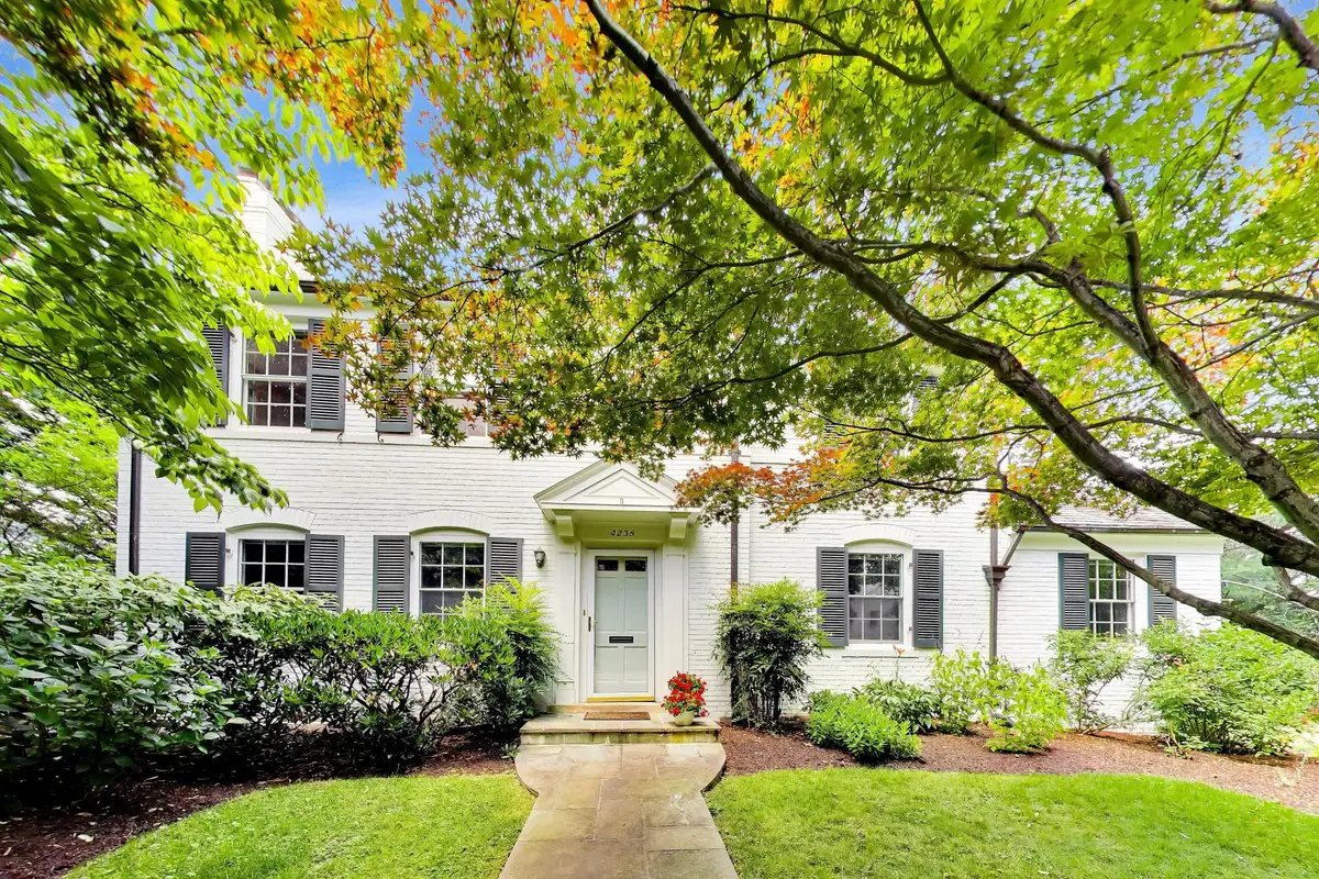4238 50th St Nw, Washington, DC 20016 - #1