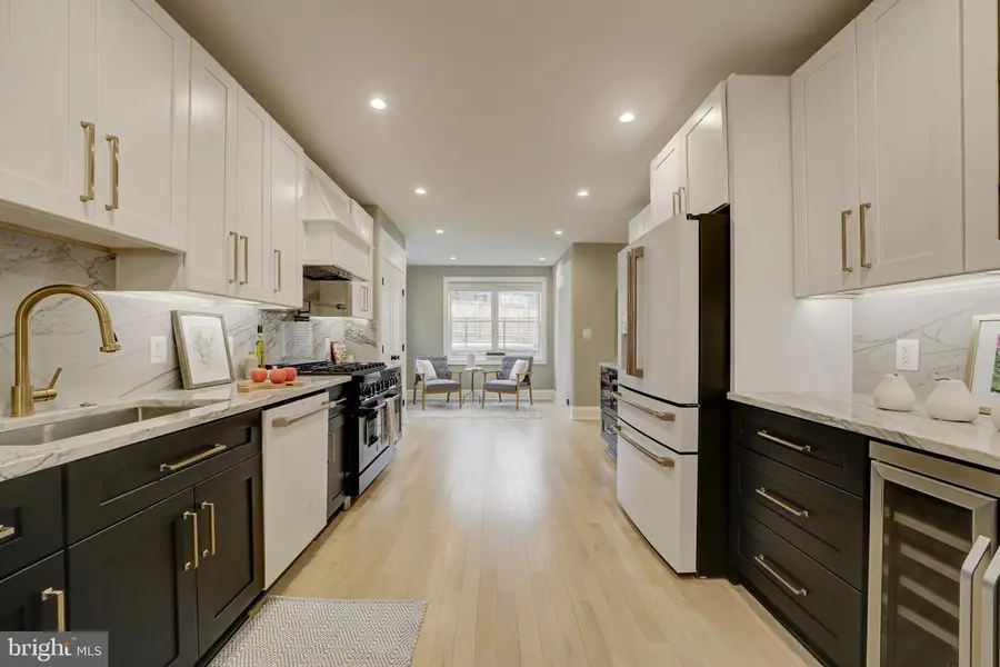 4244 Alton Pl Nw, Washington, DC 20016 - #3