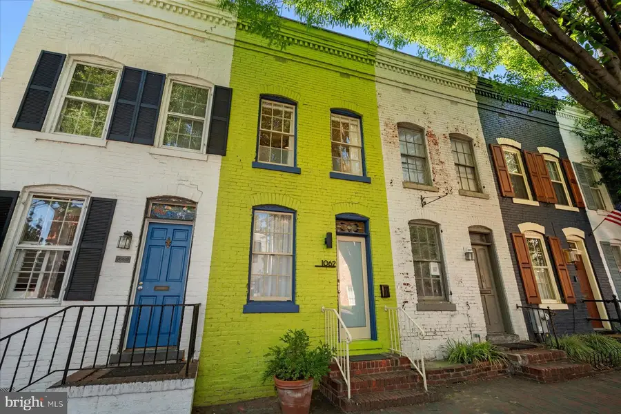 1062 | 1064 Thomas Jefferson St Nw, Washington, DC 20007 - #2