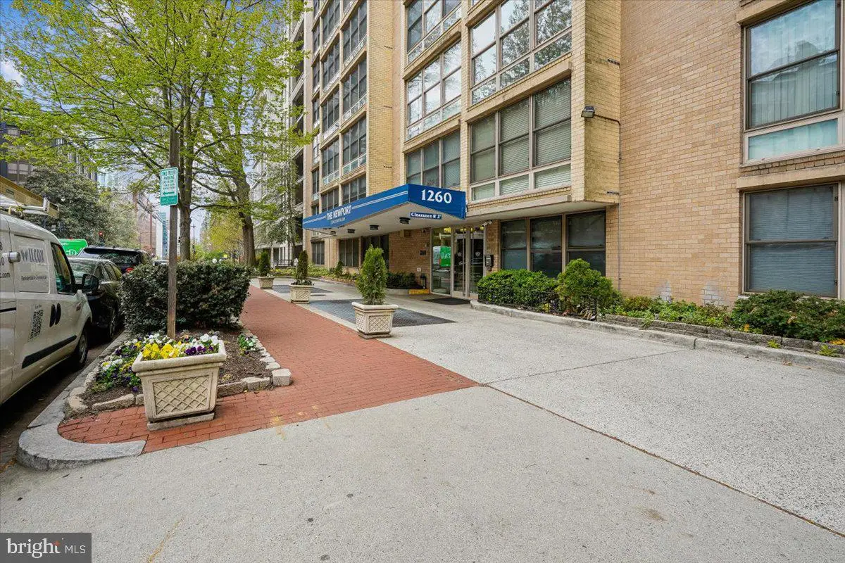 1260 21st St Nw #111, Washington, DC 20036 - #1