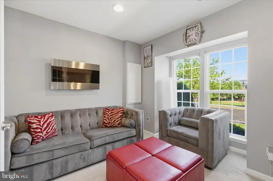 3608 Wright Ter Ne, Washington, DC 20018 - #3