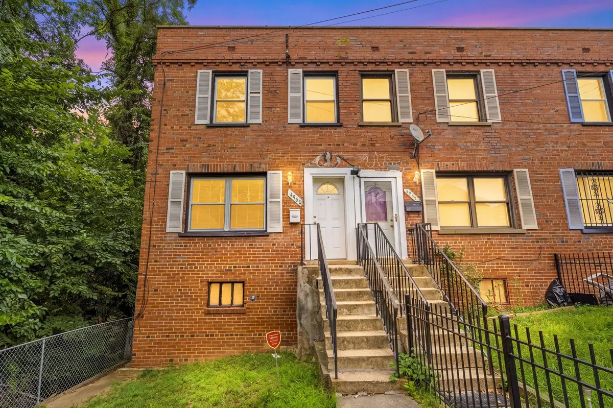 4960 Just St Ne, Washington, DC 20019 - #1