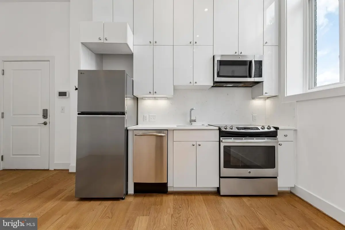 1211 G St Se #5, Washington, DC 20003 - #1