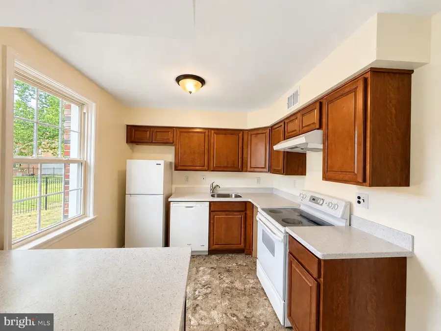 3823 W St Se #201, Washington, DC 20020 - #2