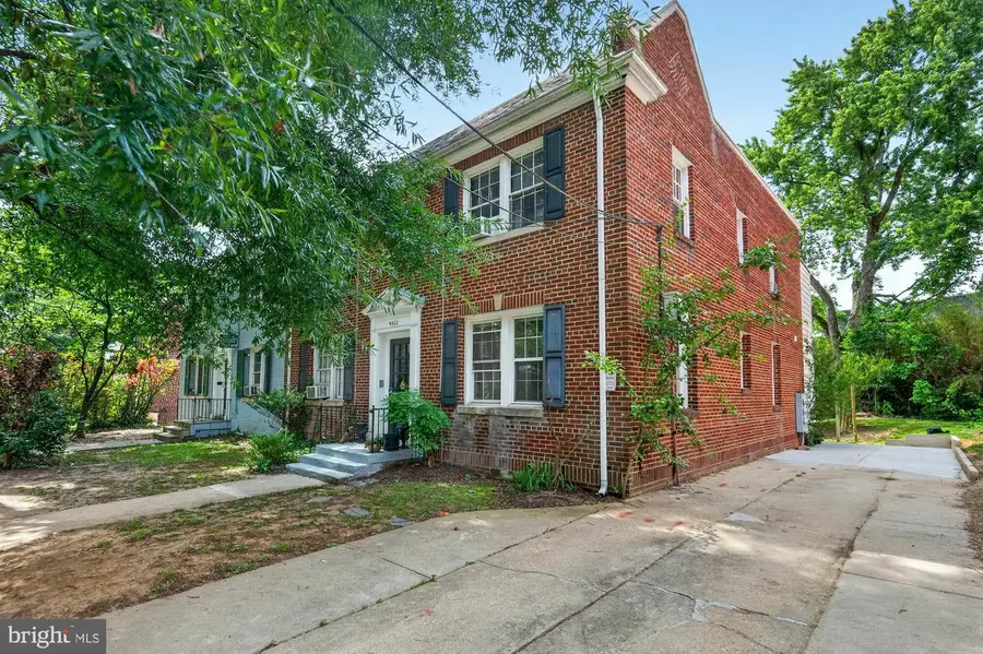4512 Macarthur Blvd Nw, Washington, DC 20007 - #3