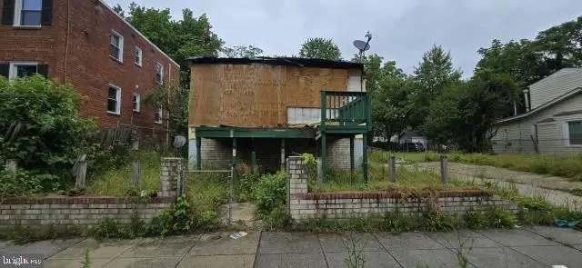 118 Yuma St Se, Washington, DC 20032 - #1